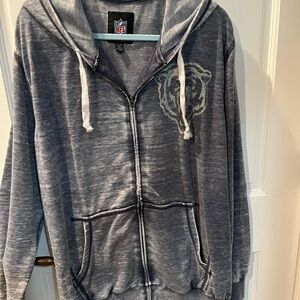 Men’s pre-owned XL Chicago Bears hoodie.
